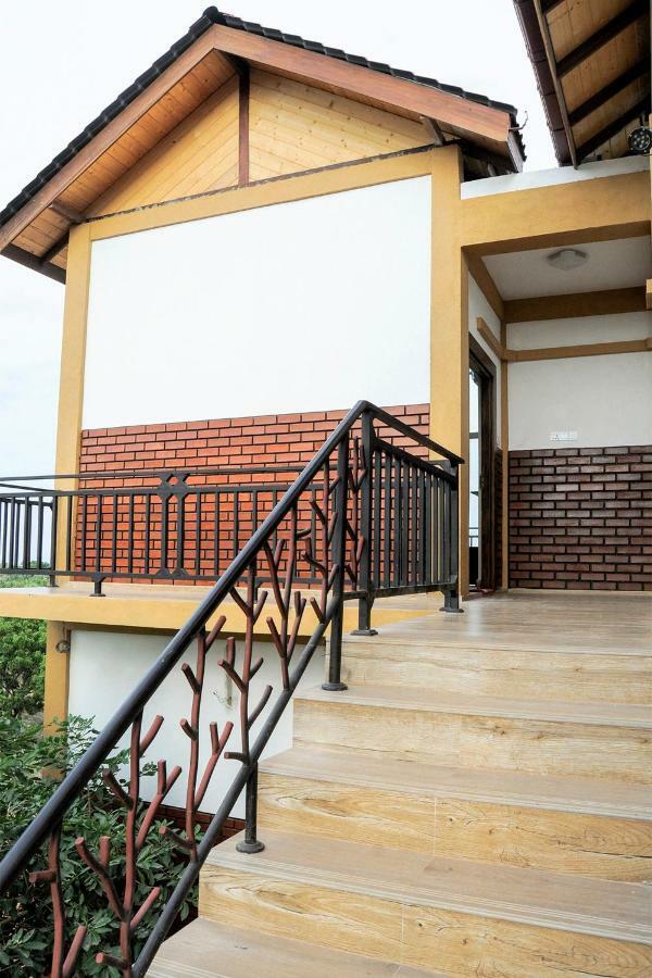 Woodycrest Hotel Trincomalee Exterior foto